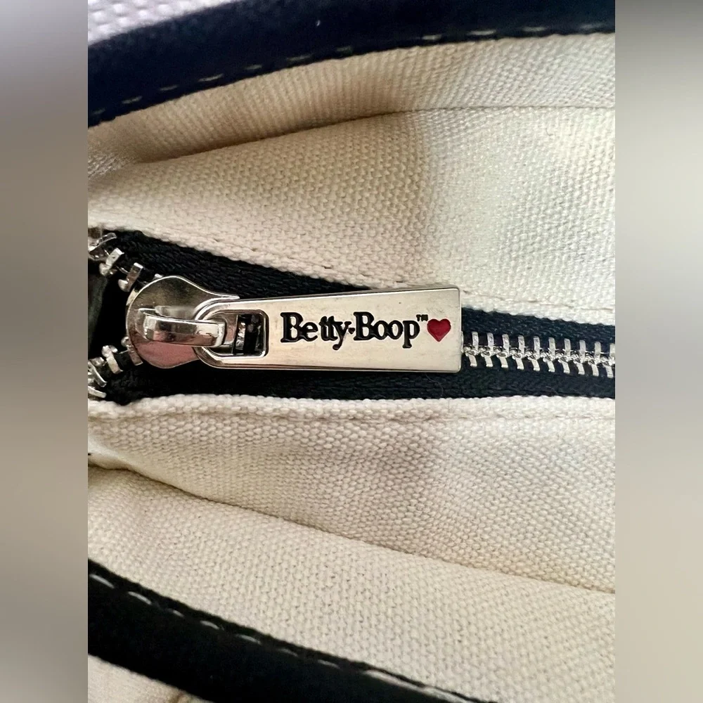 Betty Boop Mini Tote Bag!! - Picture 4 of 9